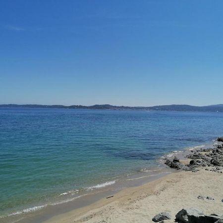 Sainte Maxime Grand Studio Climatise Proche Du Bord De Mer 생트막시메 외부 사진